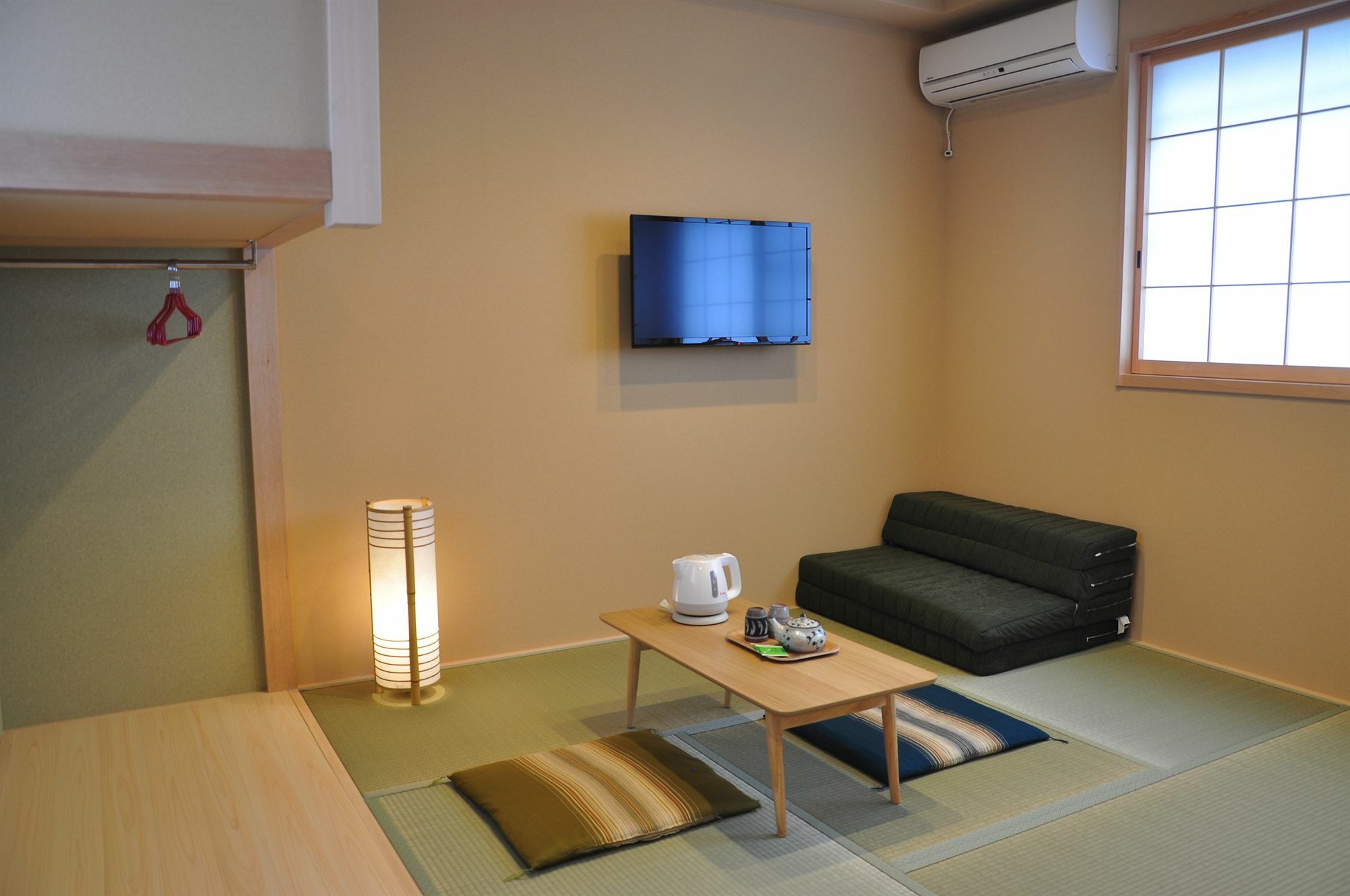 Guesthouse Soi - Formerly Sim'S Cozy Guesthouse Kyoto Bagian luar foto